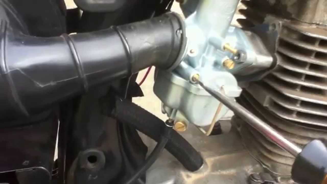 How to Adjust a Carburetor on a Dirt Bike